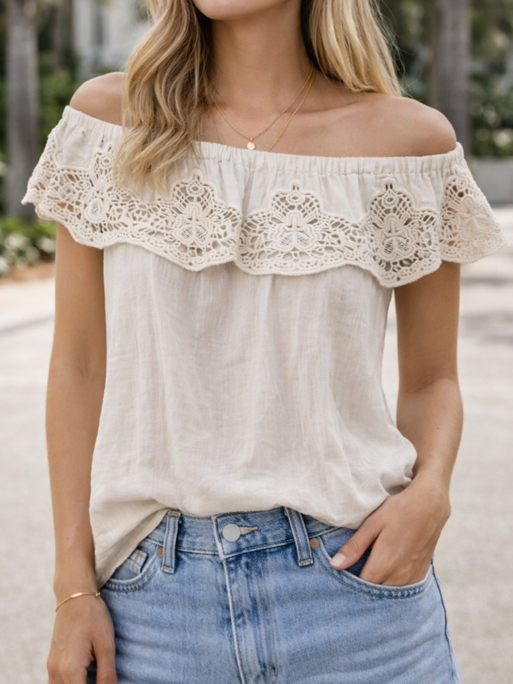 Xhilaration Cream Lace Off Shoulder Top Boho Crochet Blouse Flowy Peasant Medium